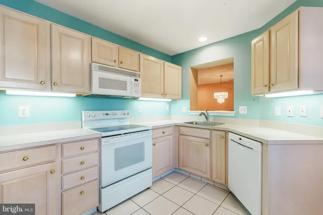 $425,000 | 16 Peppergrass Drive North, Mount Laurel, NJ 08054