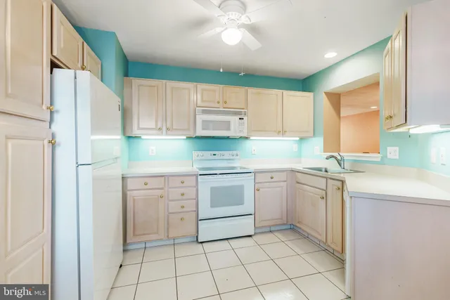 $425,000 | 16 Peppergrass Drive North, Mount Laurel, NJ 08054