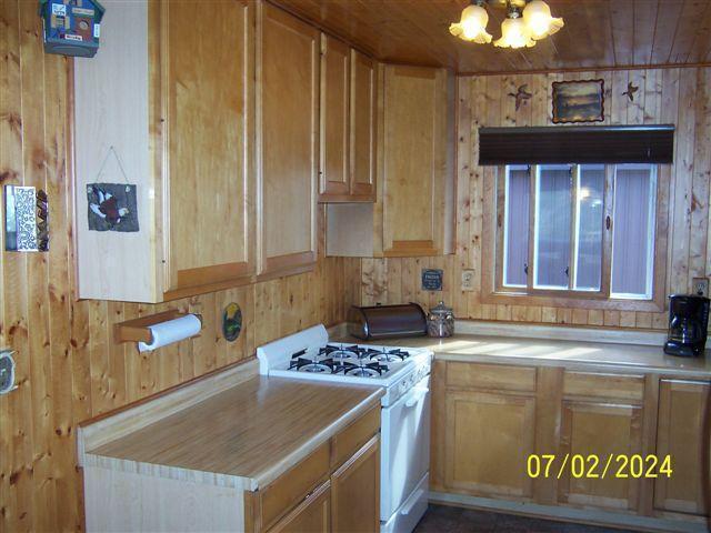 8681 Choate Road Ewen, MI 49925 - Photo 3 of 18 Gallery Image 3