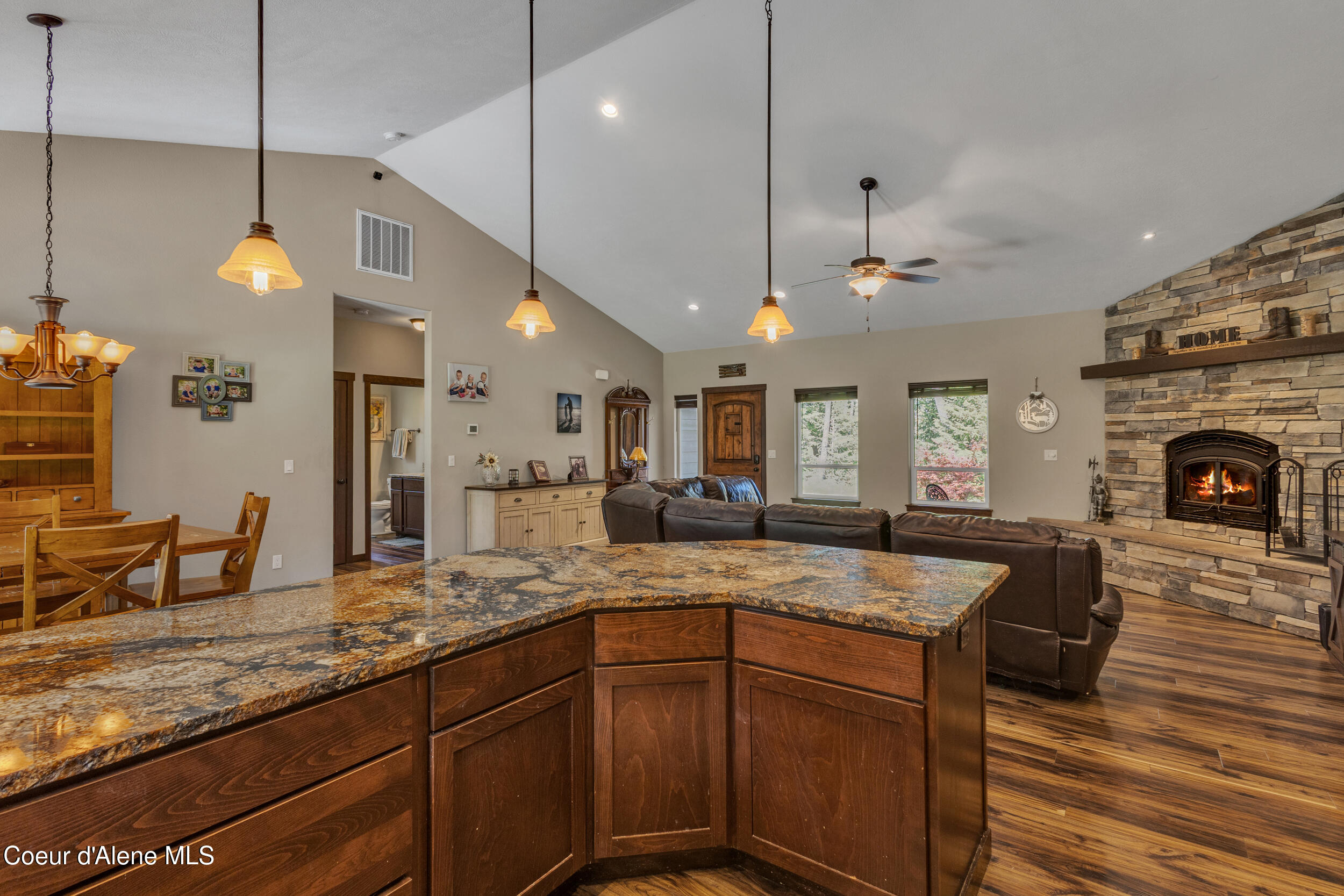 2130 East Bellamy Road Athol, ID 83801 - Photo 12 of 57 27_img_0079