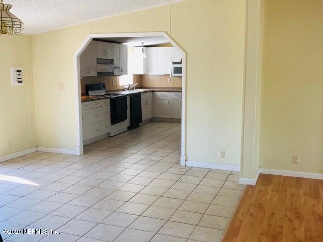 5559 Drake Loop Road Middleburg, FL 32068 - Photo 5 of 19 side view