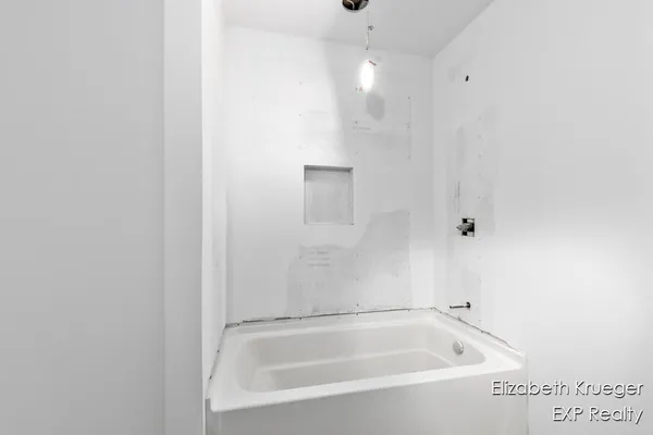 $450,000 | 8945 Vergennes Street Southeast, Ada, MI 49301