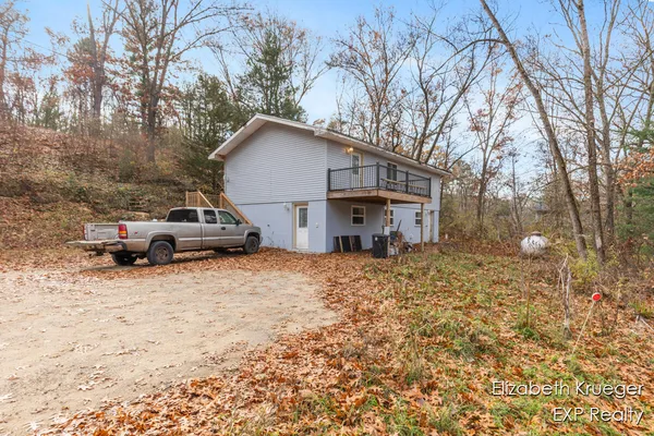 $450,000 | 8945 Vergennes Street Southeast, Ada, MI 49301