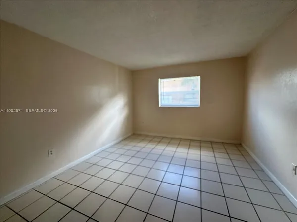 $1,799 | 1008 Northwest 45th Avenue, Unit 8, Miami, FL 33126