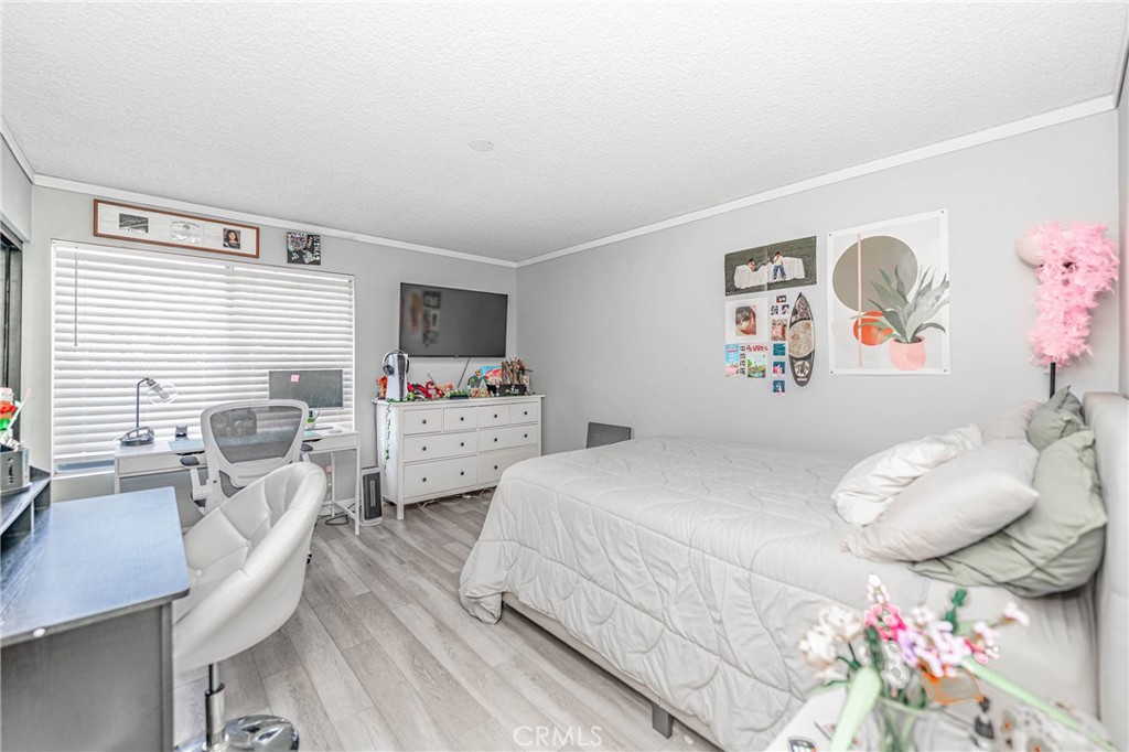 26212 Rainbow Glen Drive Newhall, CA 91321 - Photo 23 of 39