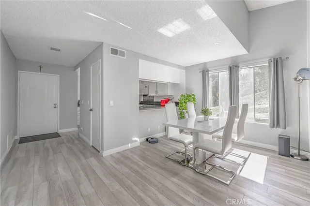 $539,000 | 26212 Rainbow Glen Drive, Newhall, CA 91321