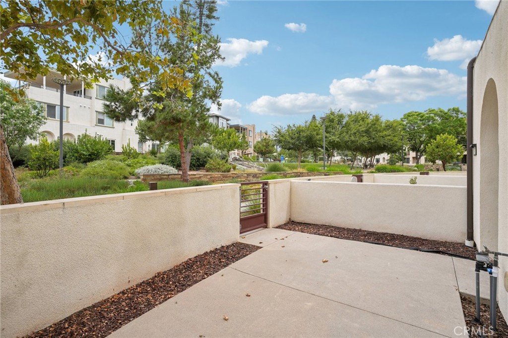 143 Frame Irvine, CA 92618 - Photo 28 of 41 a view of a terrace