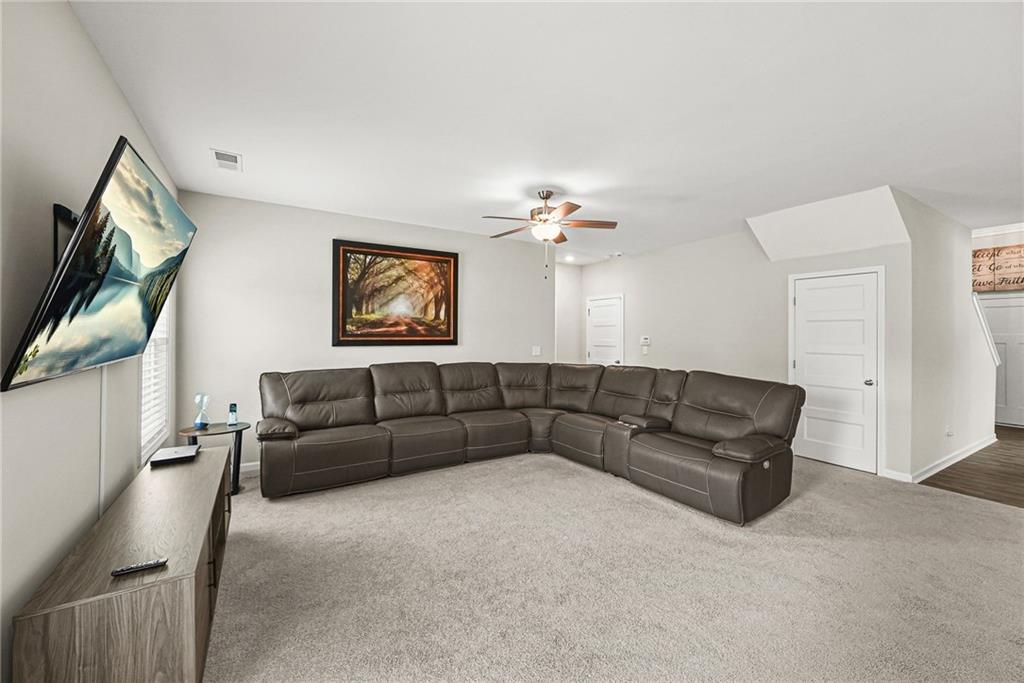 409 Splash Pointe Temple, GA 30179 - Photo 7 of 27