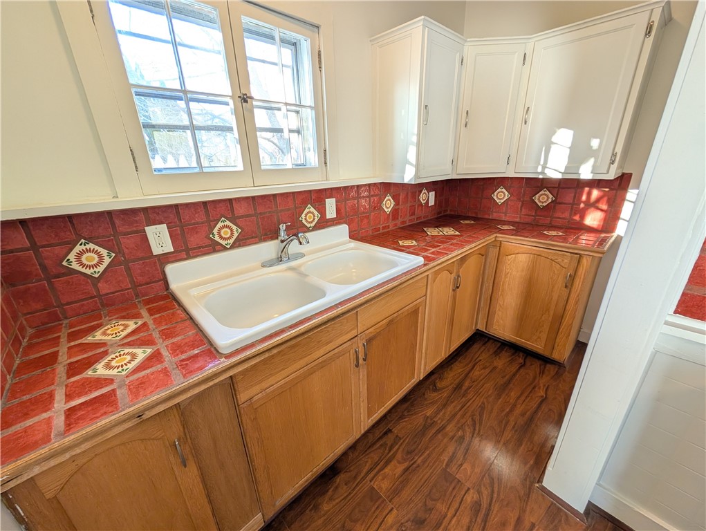 275 Caroline Street Rochester, NY 14620 - Photo 12 of 22