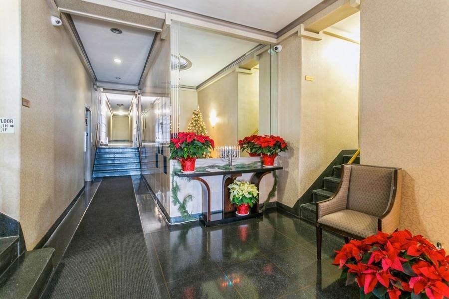 9425 Shore Road, Unit 5A Brooklyn, NY 11209 - Photo 2 of 25 Gallery Image 2
