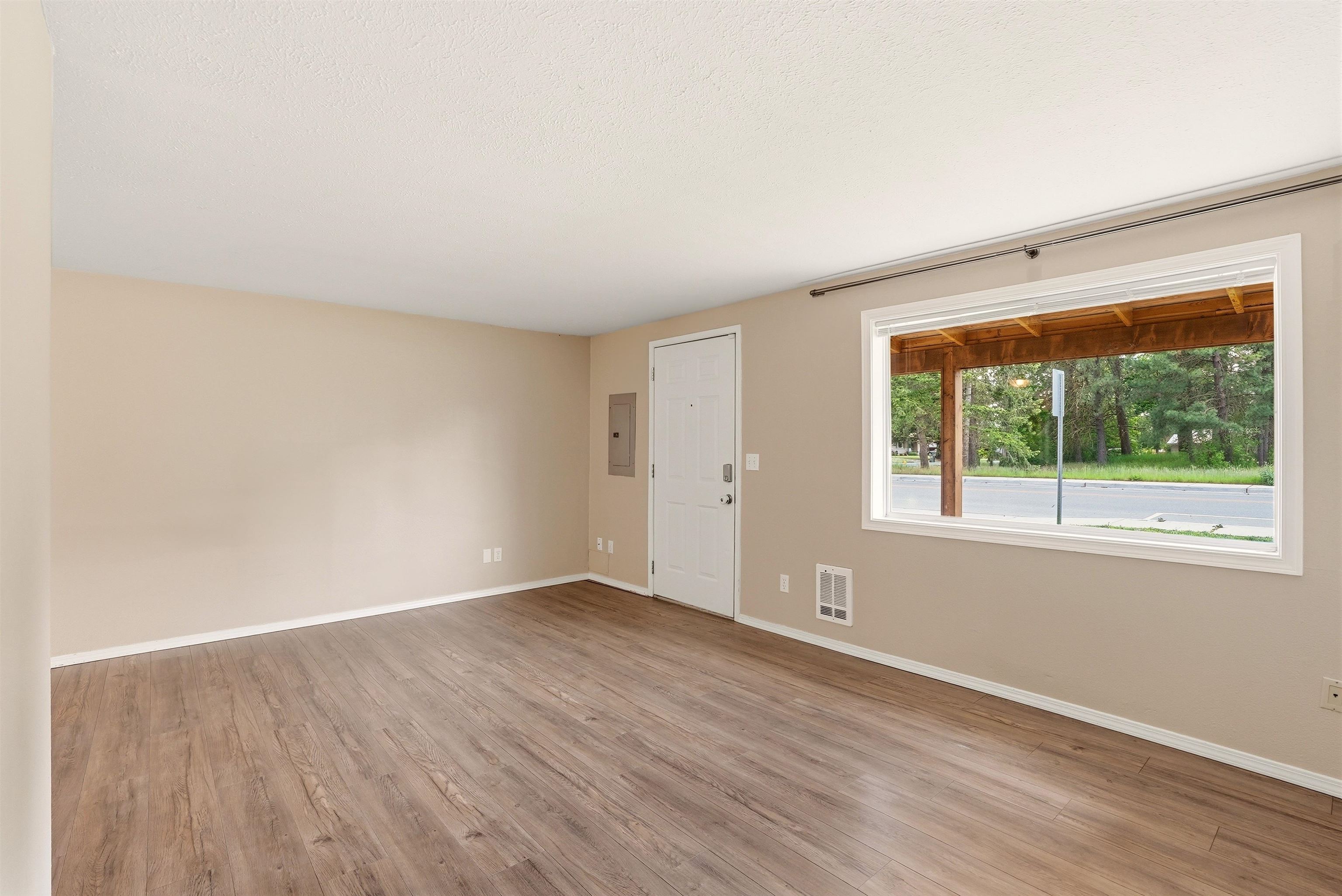 104-108 North Colville Road Deer Park, WA 99006 - Photo 11 of 47