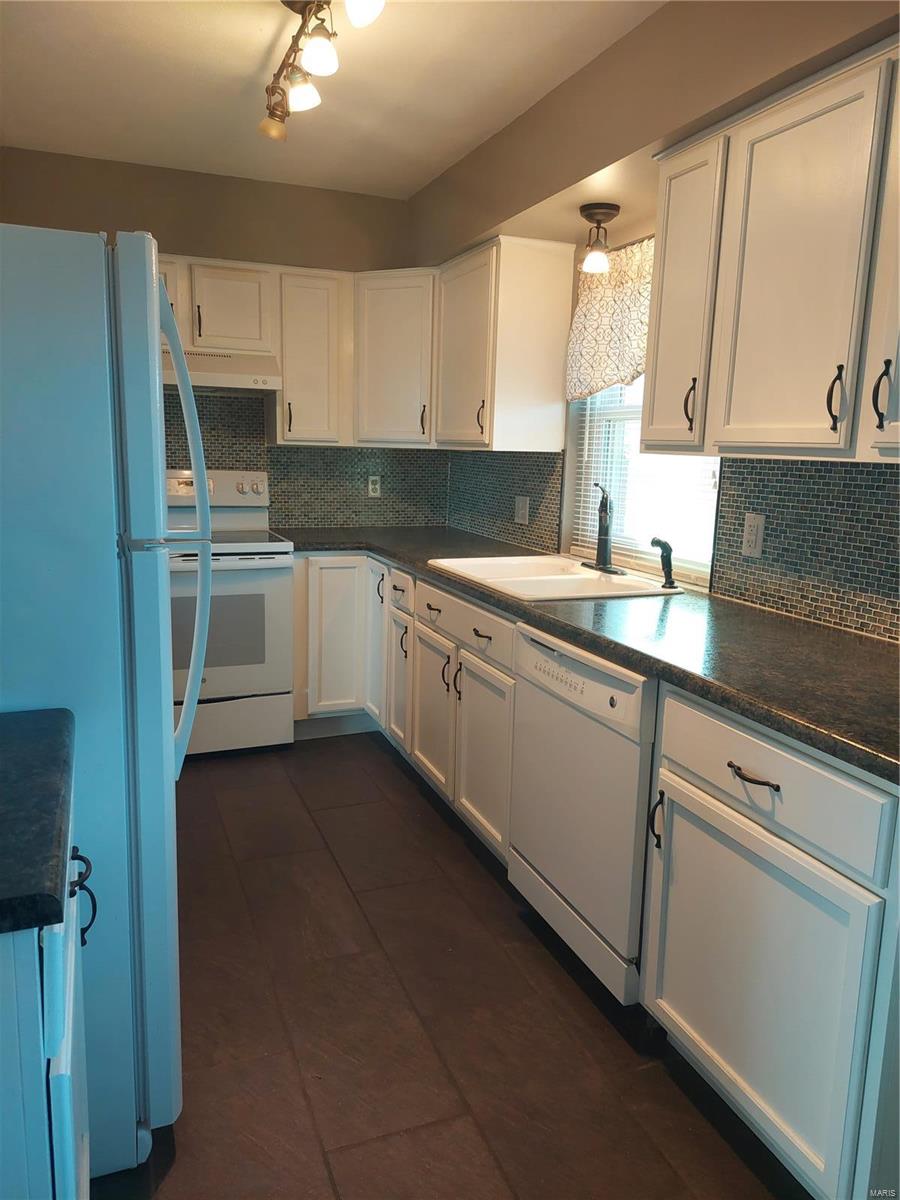 3245 Fehling Road Granite City, IL 62040 - Photo 11 of 48 Gallery Image 11