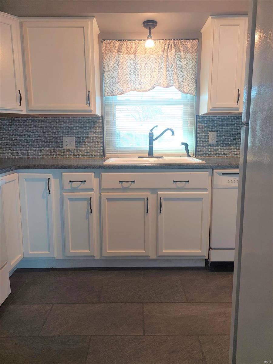 3245 Fehling Road Granite City, IL 62040 - Photo 13 of 48 Gallery Image 13