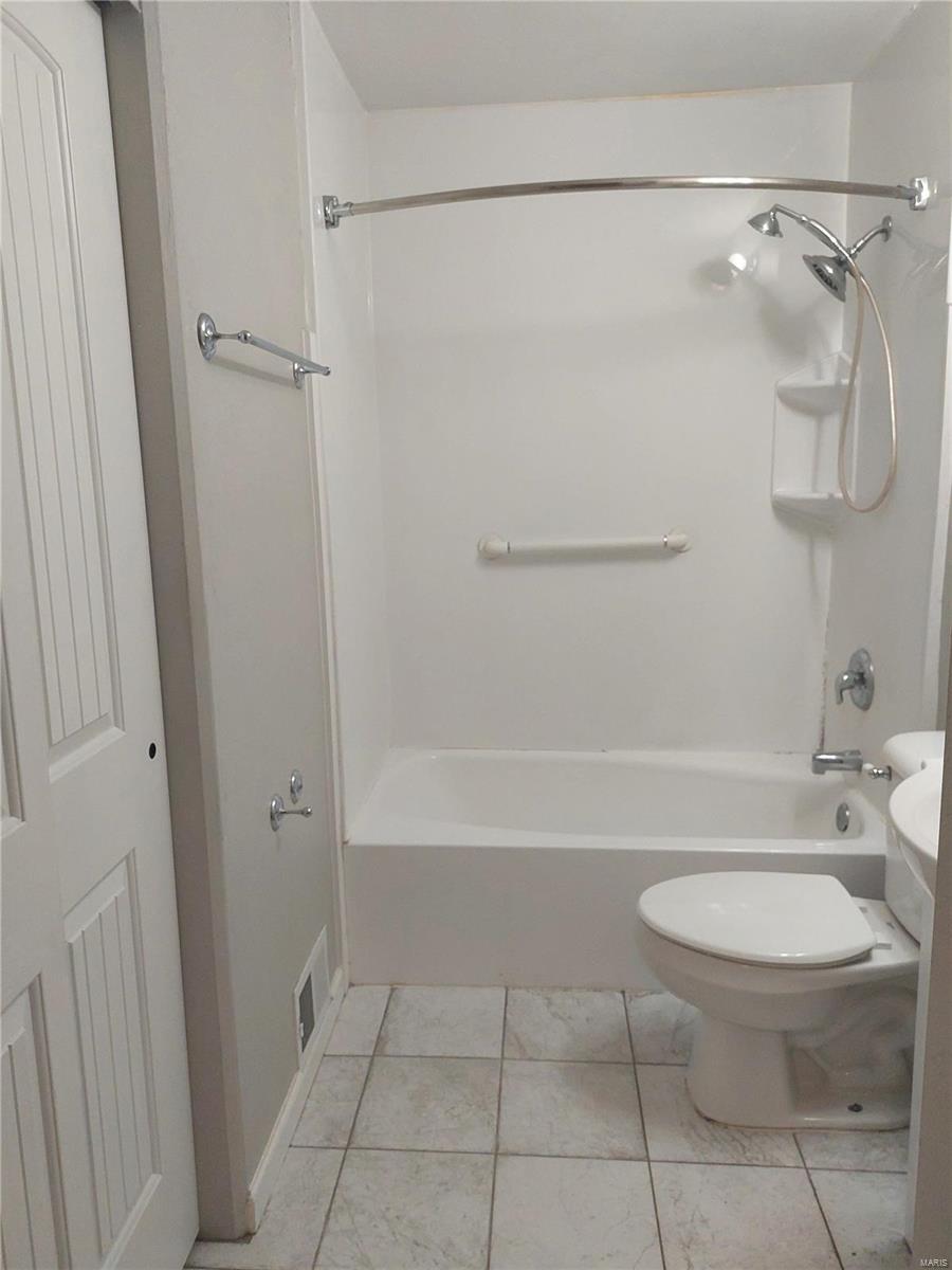 3245 Fehling Road Granite City, IL 62040 - Photo 23 of 48 Gallery Image 23