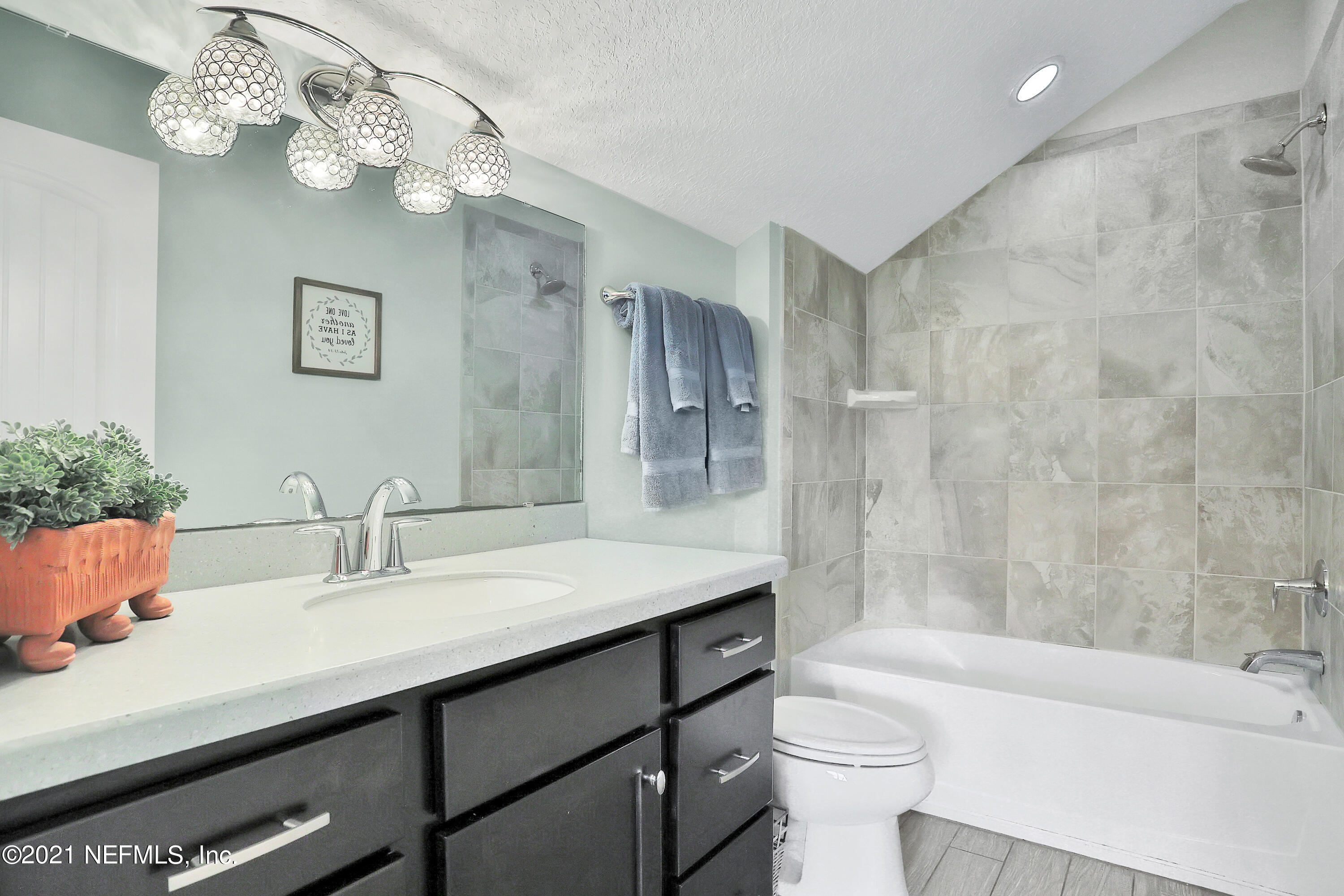 273 Pelican Pointe Road Ponte Vedra, FL 32081 - Photo 28 of 73 Bonus Room Bathroom