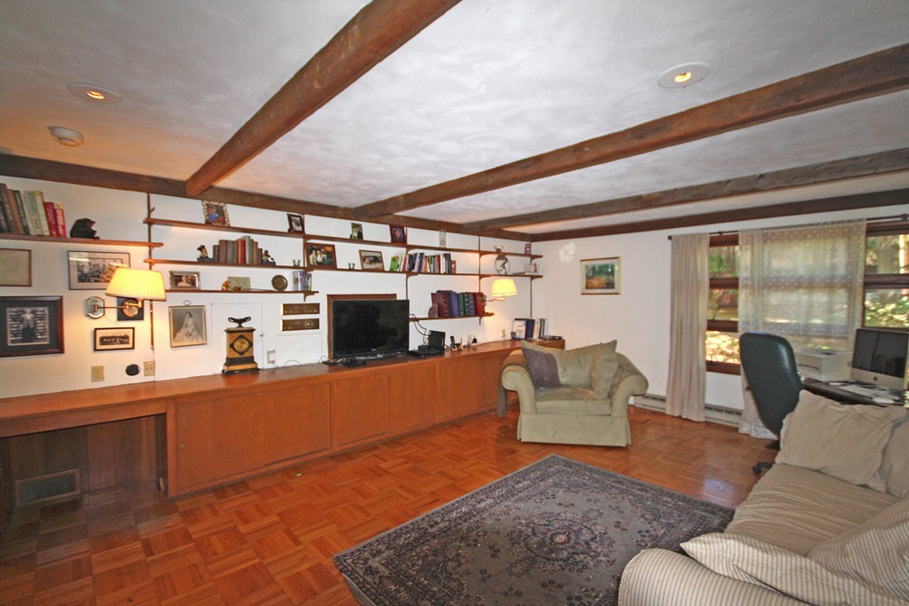 77 Briarcliff Road Longmeadow, MA 01106 - Photo 11 of 29 Gallery Image 11