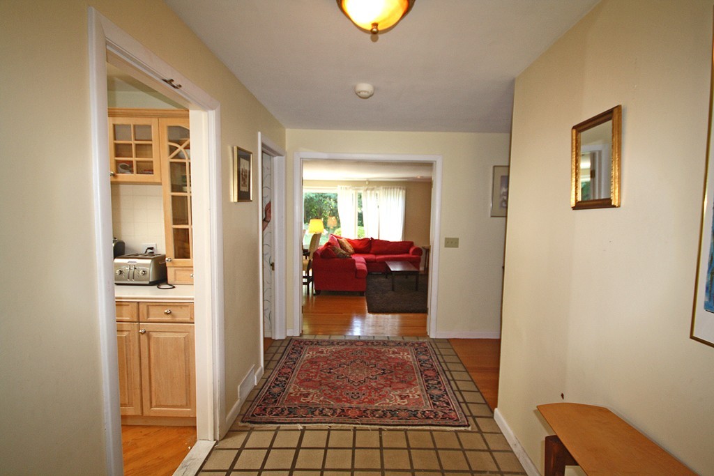 77 Briarcliff Road Longmeadow, MA 01106 - Photo 15 of 29 Gallery Image 15