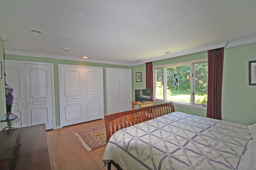 77 Briarcliff Road Longmeadow, MA 01106 - Photo 17 of 29 Gallery Image 17