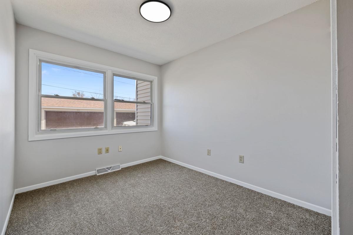 818 9th Street Farmington, MN 55024 - Photo 10 of 16