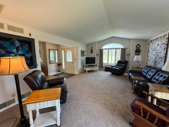 901 5th Street Northeast Staples, MN 56479 - Photo 21 of 75
