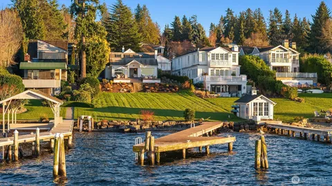 $11,950,000 | 4429 91st Avenue Northeast, Yarrow Point, WA 98004