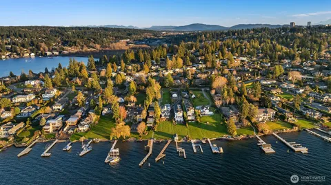 $11,950,000 | 4429 91st Avenue Northeast, Yarrow Point, WA 98004
