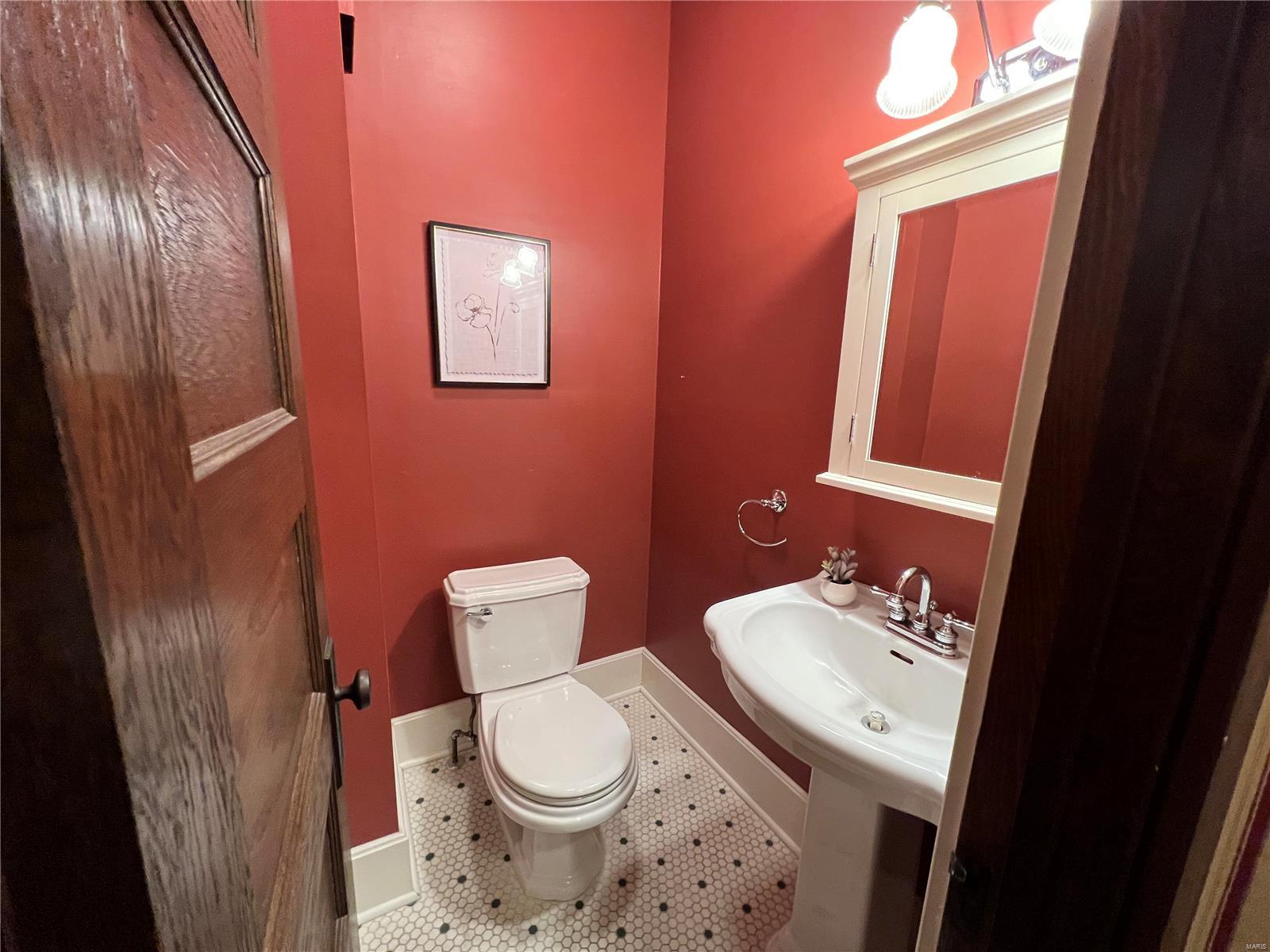 1610 Liberty Street Alton, IL 62002 - Photo 35 of 55 Gallery Image 35