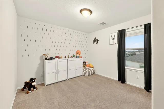 a view of utility room