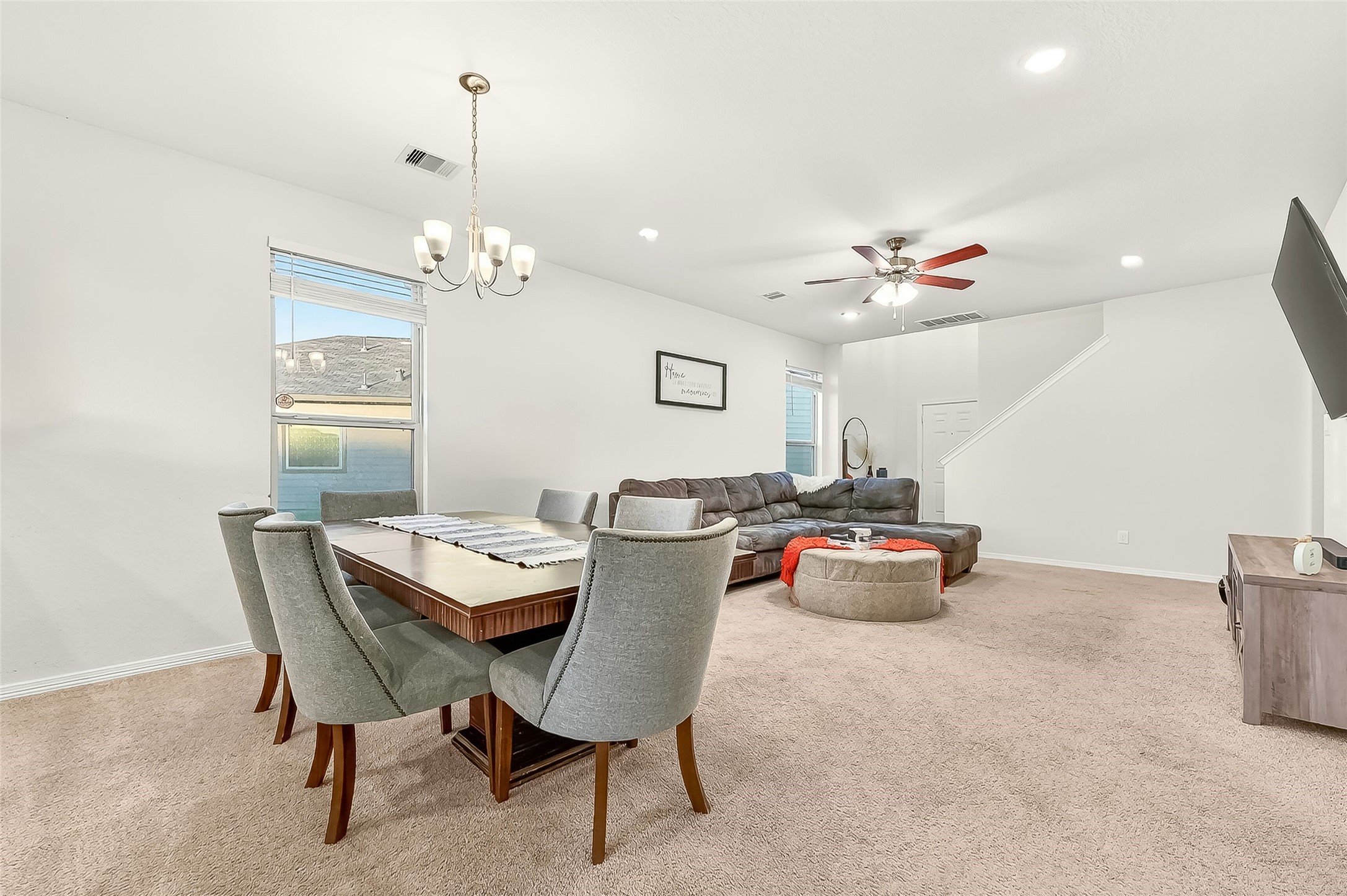 10023 Yanet Grove Lane Houston, TX 77044 - Photo 9 of 40 a dining room with furniture and window