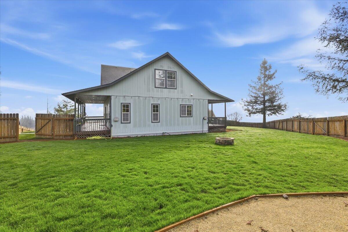 176 Nehalem Loop Roseburg, OR 97471 - Photo 28 of 42 28-CI_0253