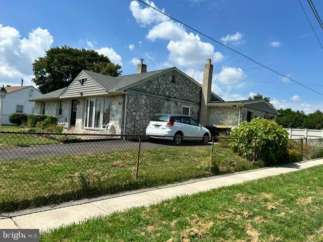 2666 Madara Road Bensalem, PA 19020 - Photo 2 of 23