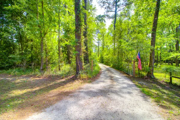 $679,000 | 3195 Old Pond Road, Johns Island, SC 29455