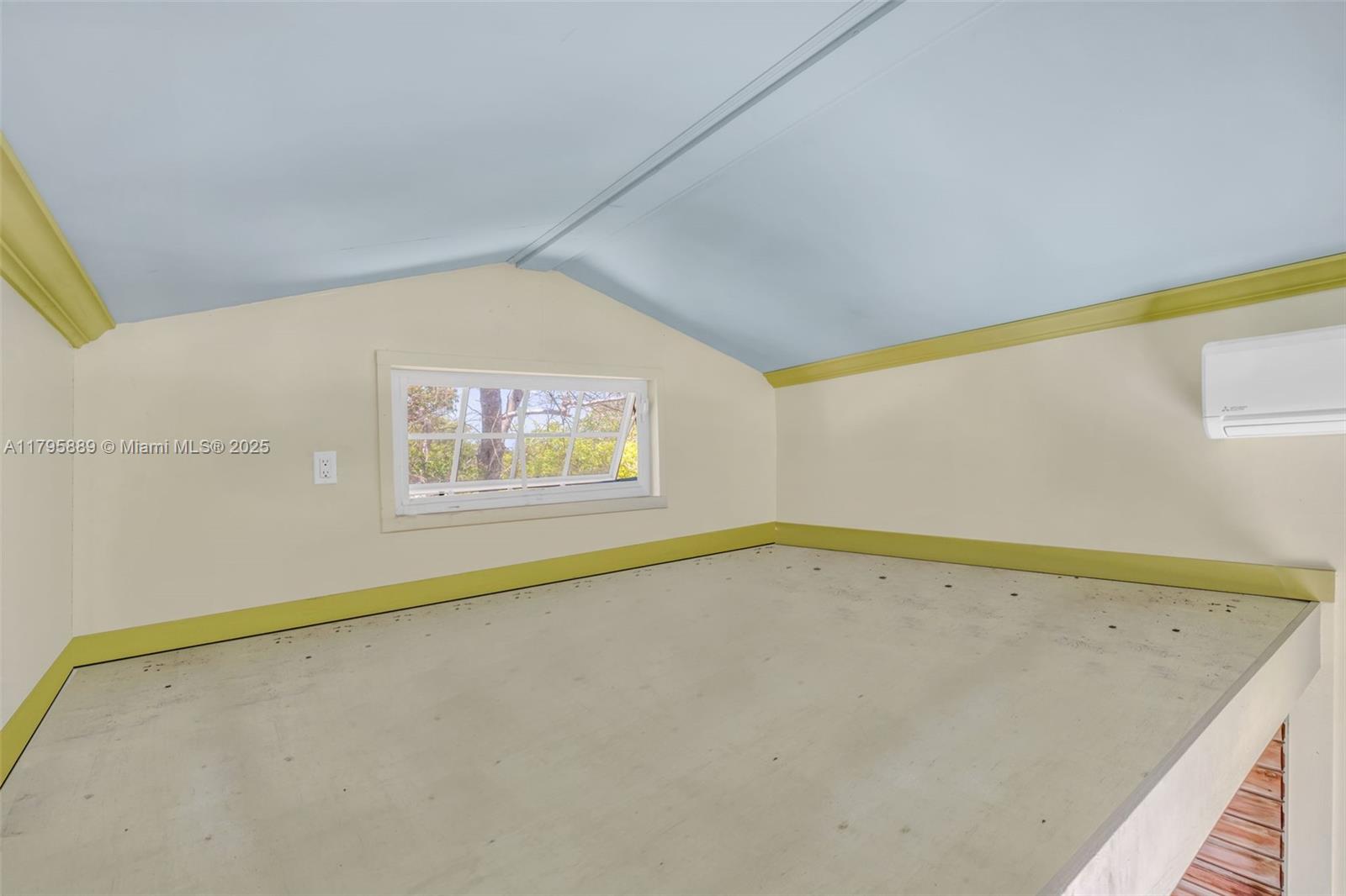 Lower Keys Big Pine Key, FL 33043 - Photo 25 of 43 a view of an empty room