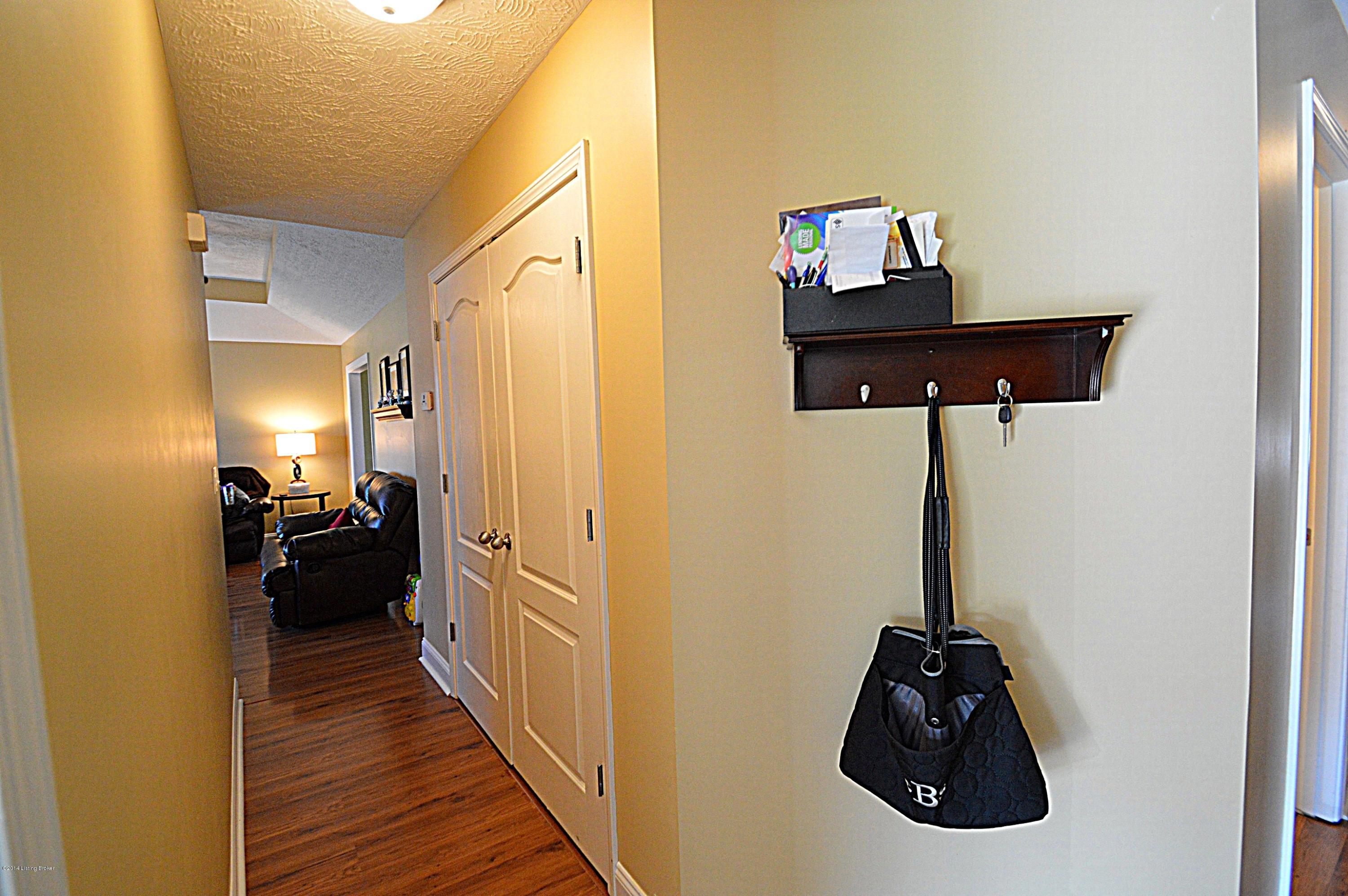 185 Madison Rae Boulevard Shepherdsville, KY 40165 - Photo 30 of 40 DSC_0152