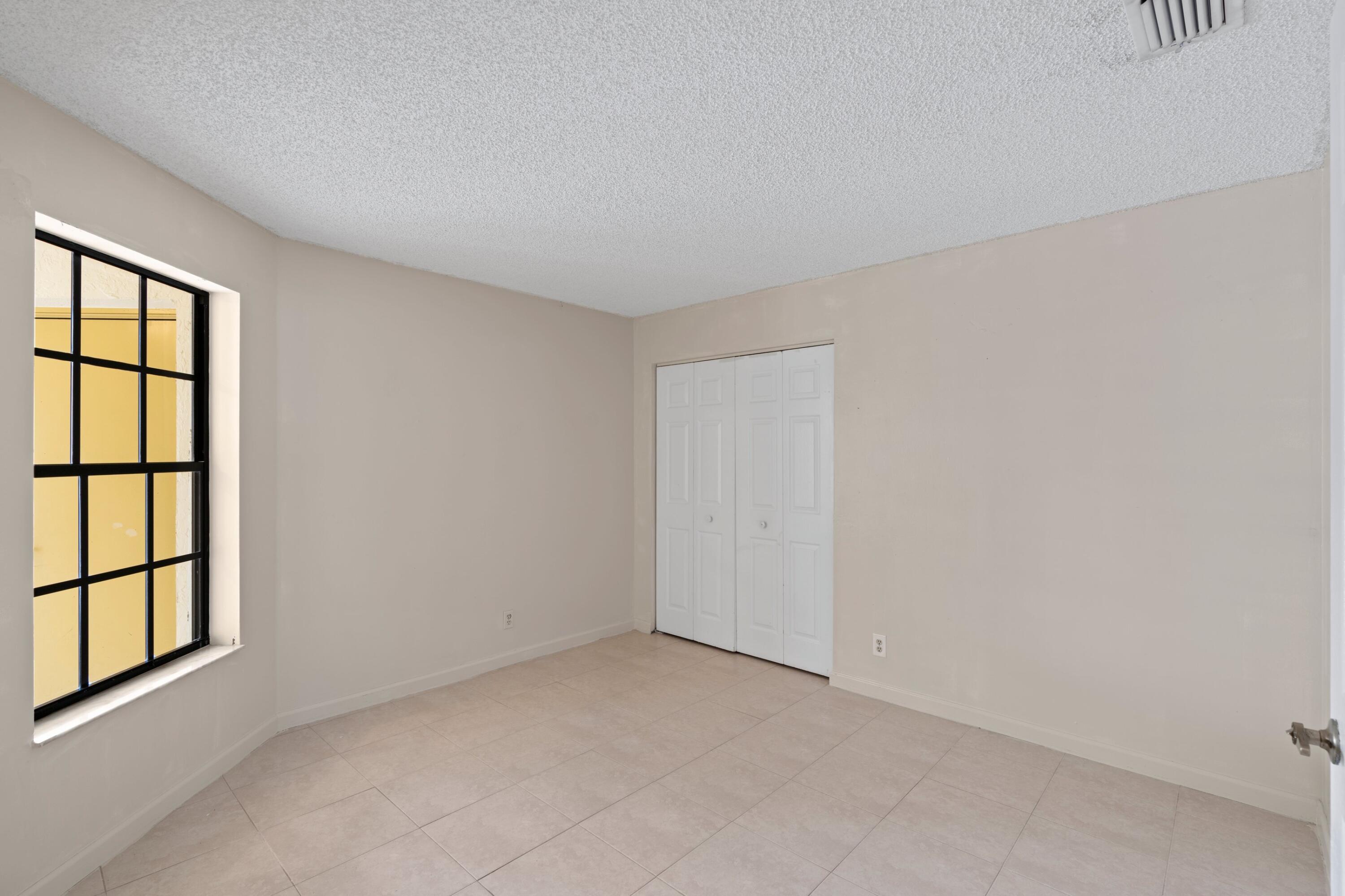 387 Driftwood Terrace Boca Raton, FL 33431 - Photo 13 of 26 2nd Bedroom