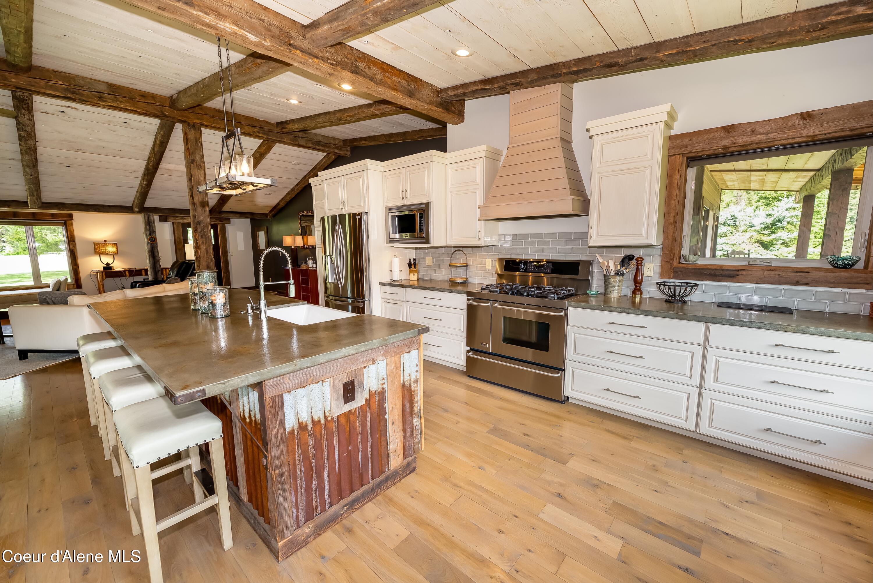 435 Shady Pines Loop Priest Lake, ID 83856 - Photo 21 of 85 Kitche