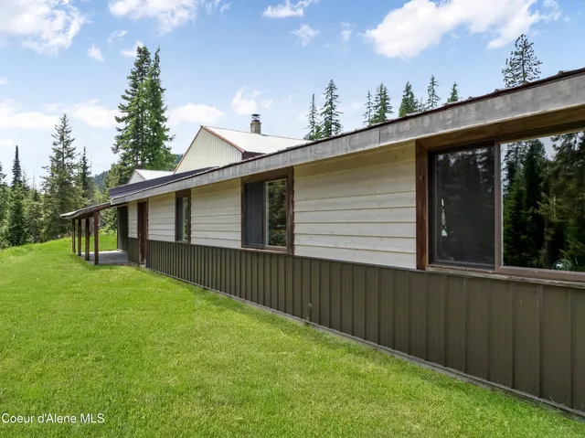 $1,725,000 | 435 Shady Pines Loop, Priest Lake, ID 83856
