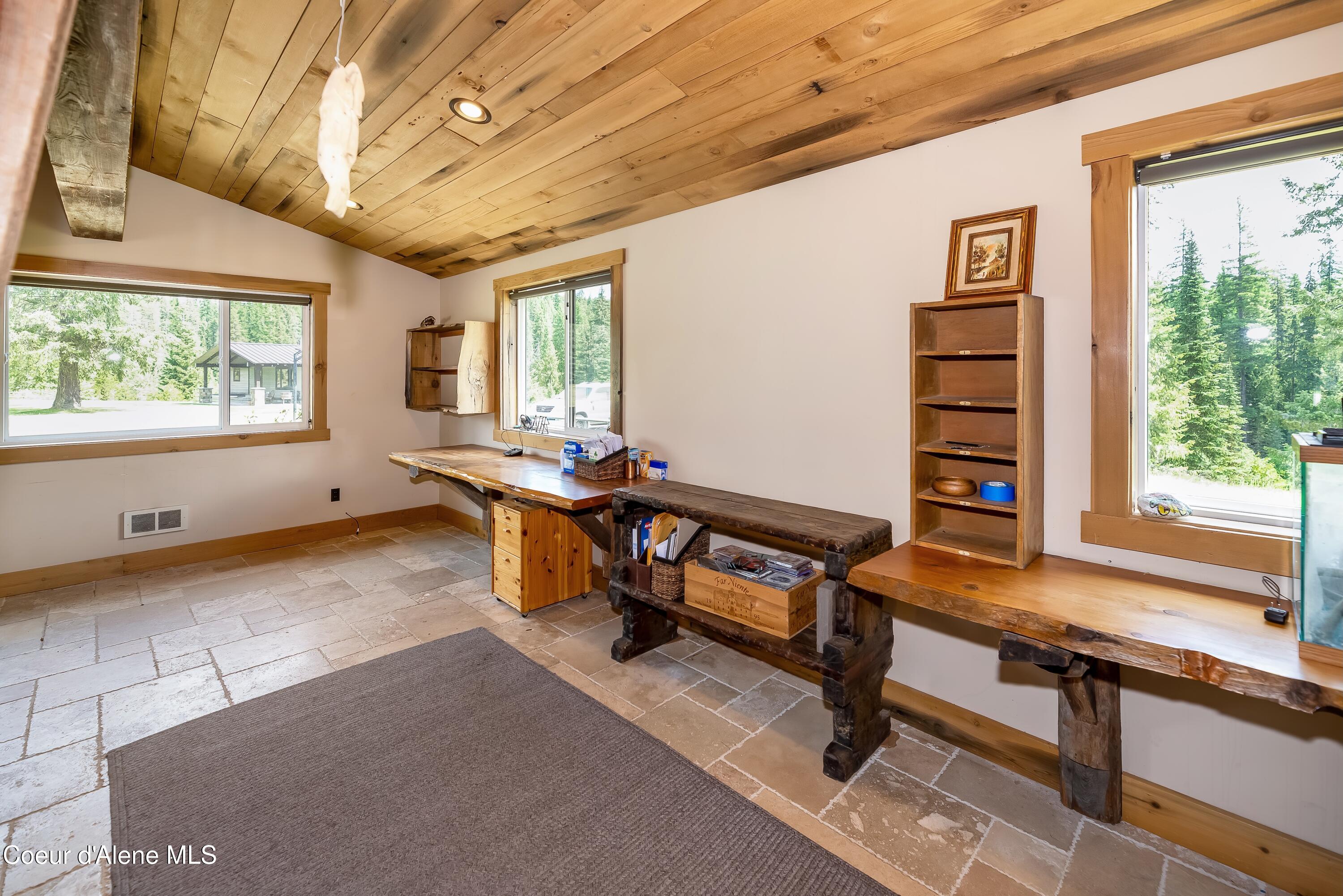 435 Shady Pines Loop Priest Lake, ID 83856 - Photo 43 of 85 Office area