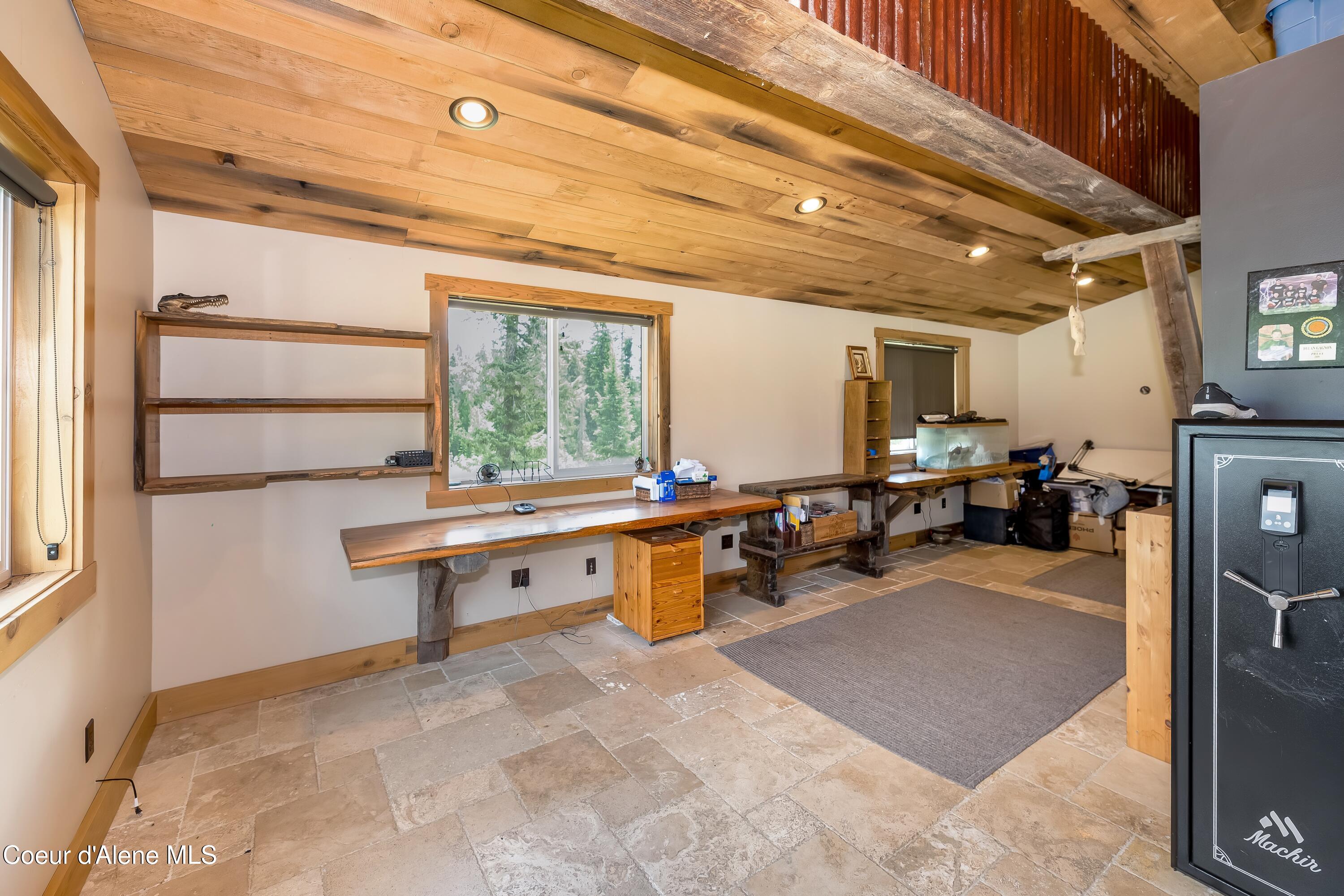 435 Shady Pines Loop Priest Lake, ID 83856 - Photo 44 of 85 Office area 2