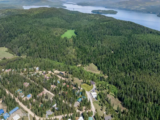 $1,725,000 | 435 Shady Pines Loop, Priest Lake, ID 83856