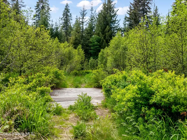 $1,725,000 | 435 Shady Pines Loop, Priest Lake, ID 83856