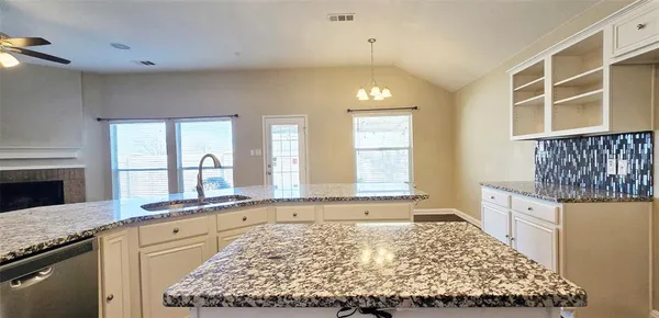 $2,500 | 4108 Mitchell Court, Sachse, TX 75048