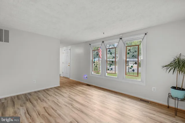 $705,000 | 7757 Tara Heights Place, Springfield, VA 22153