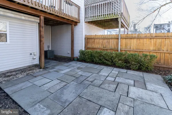 $3,200 | 62 Church Street, Lambertville, NJ 08530