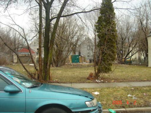 5241 South Winchester Ave  