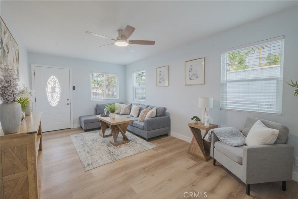 2310 East Stockwell Street Compton, CA 90222 - Photo 3 of 23