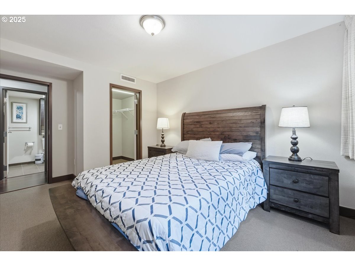 255 Southwest Harrison Street, Unit 1B Portland, OR 97201 - Photo 17 of 23