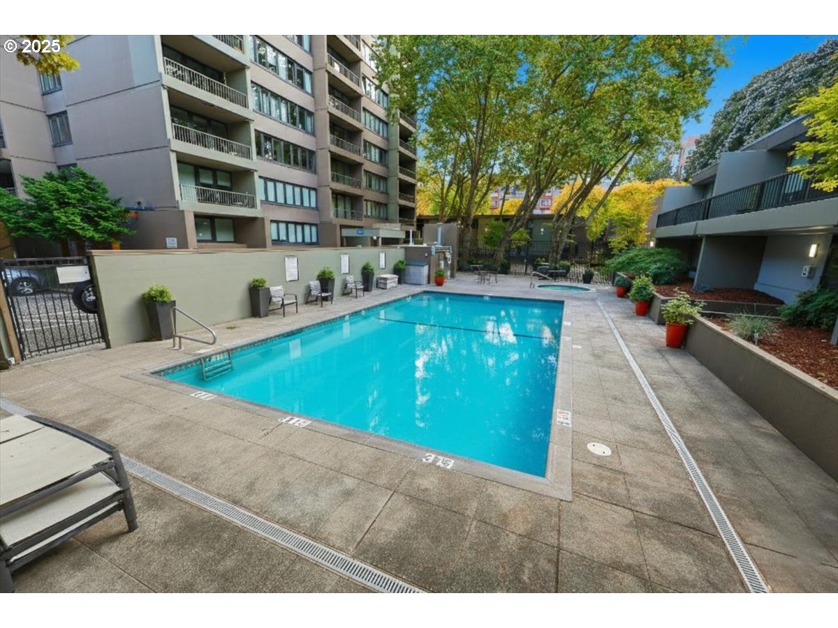 255 Southwest Harrison Street, Unit 1B Portland, OR 97201 - Photo 21 of 23