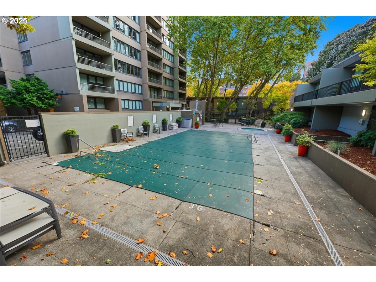 255 Southwest Harrison Street, Unit 1B Portland, OR 97201 - Photo 22 of 23