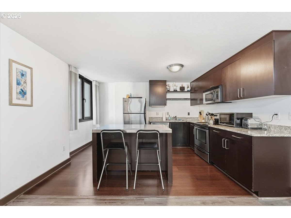 255 Southwest Harrison Street, Unit 1B Portland, OR 97201 - Photo 9 of 23